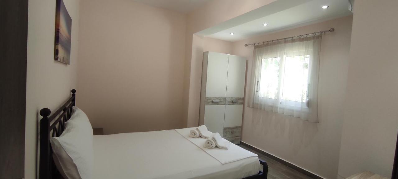 Helios & Elia Family Apartamento Liapades